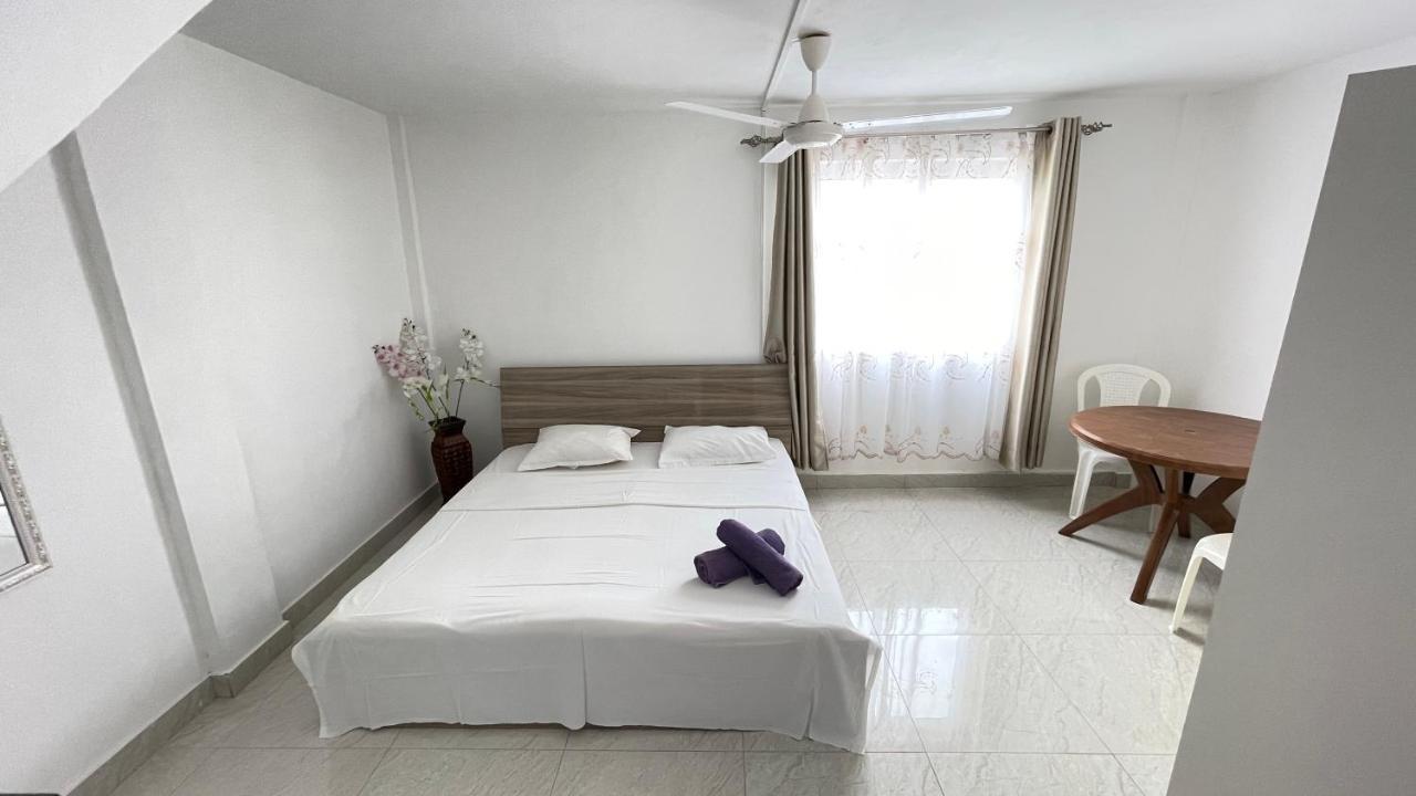 Sun & Shine Holiday Resort Flic-en-Flacq Esterno foto
