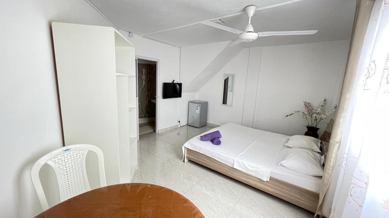 Sun & Shine Holiday Resort Flic-en-Flacq Esterno foto